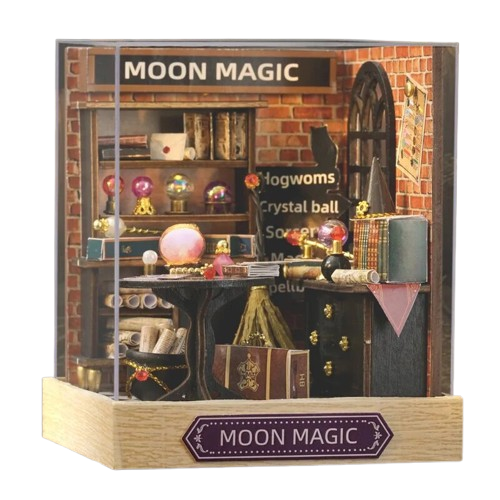 Miniature Dreamhouse (Moon Magic)